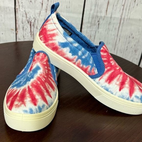 SKECHERS MEMORY FOAM red white & blue tie dye Canvas Slip ons 7.5 NWT - Picture 15 of 16